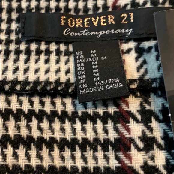 Plaid skirt - Picture 4 of 5